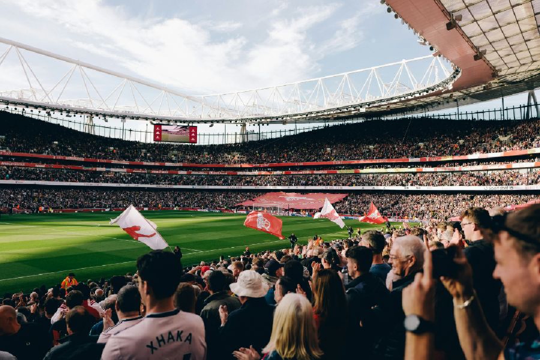 images/stadium_match_begins.jpg